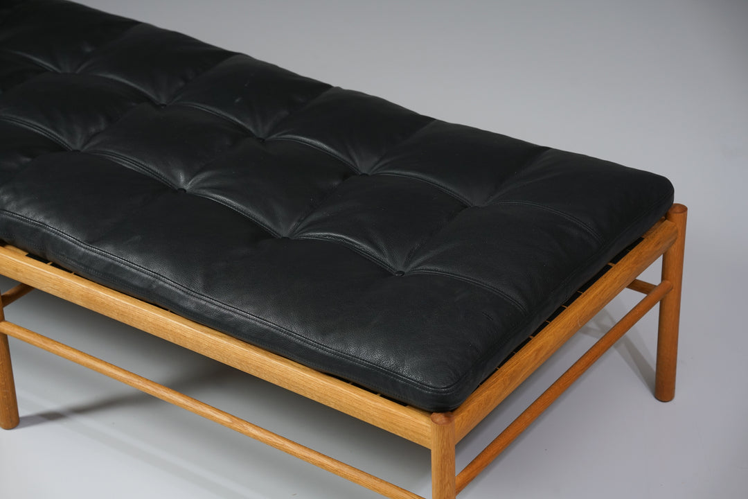 Model OW150 daybed, Ole Wanscher, Carl Hansen & Søn, 21st century