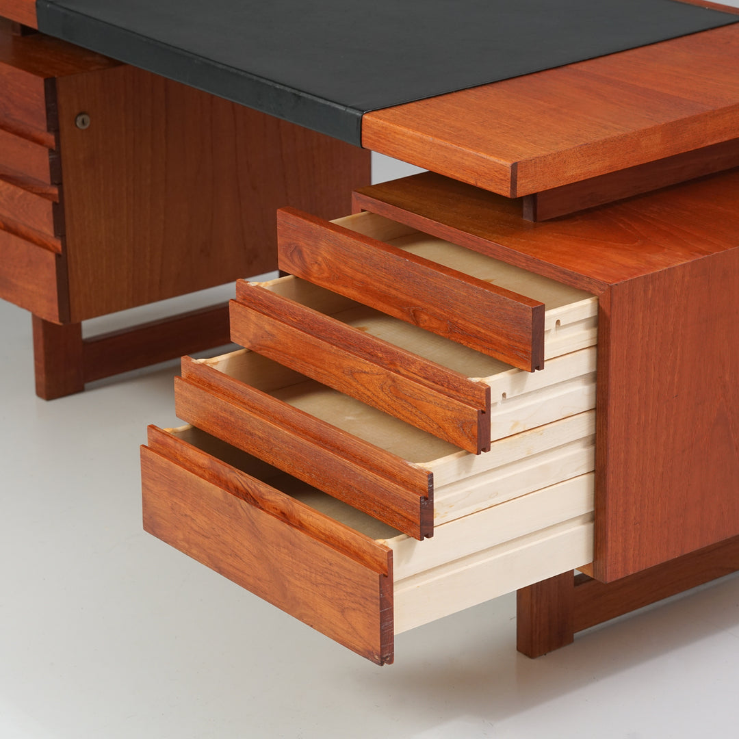 Model "Paletti" desk, Olavi Hänninen, Huonekalu Mikko Nupponen, 1960s