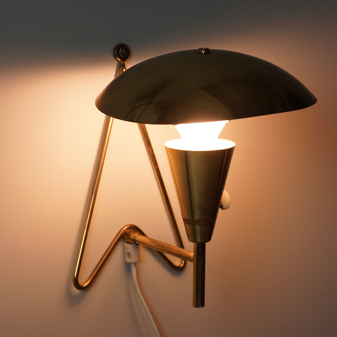 Pair of model EV 57 wall lights, Itsu, 1950s