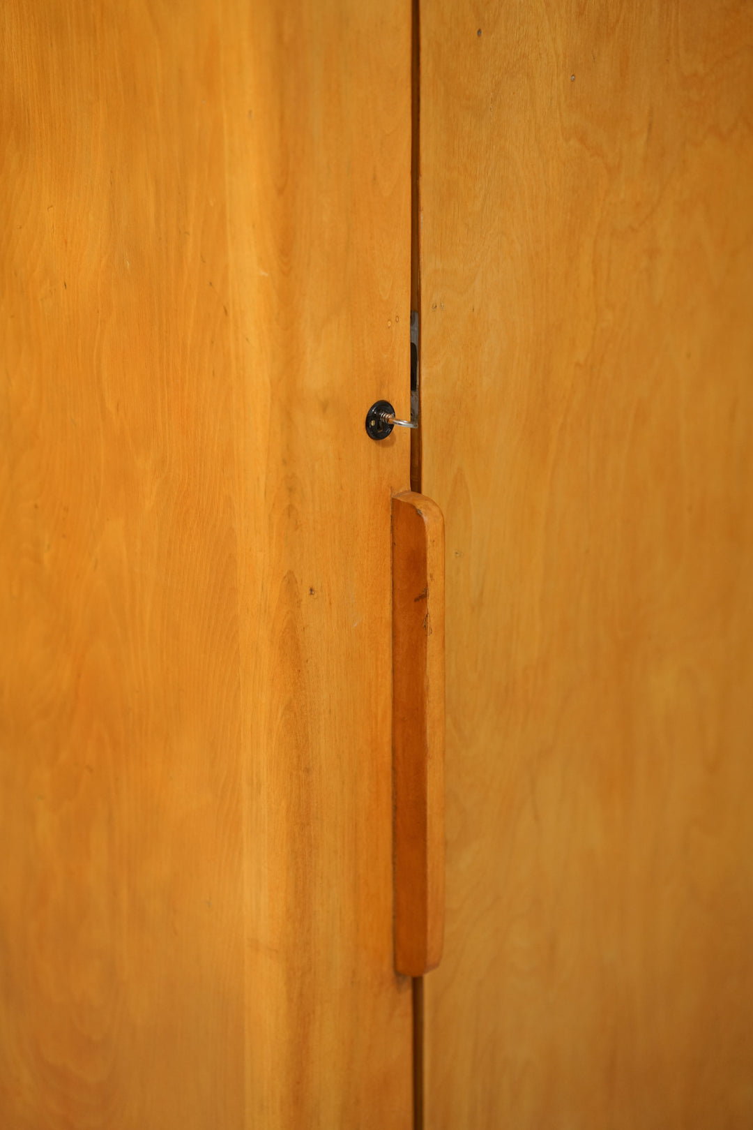 Wardrobe, Alvar Aalto, Oy Huonekalu- ja Rakennustyötehdas Ab, 1940s