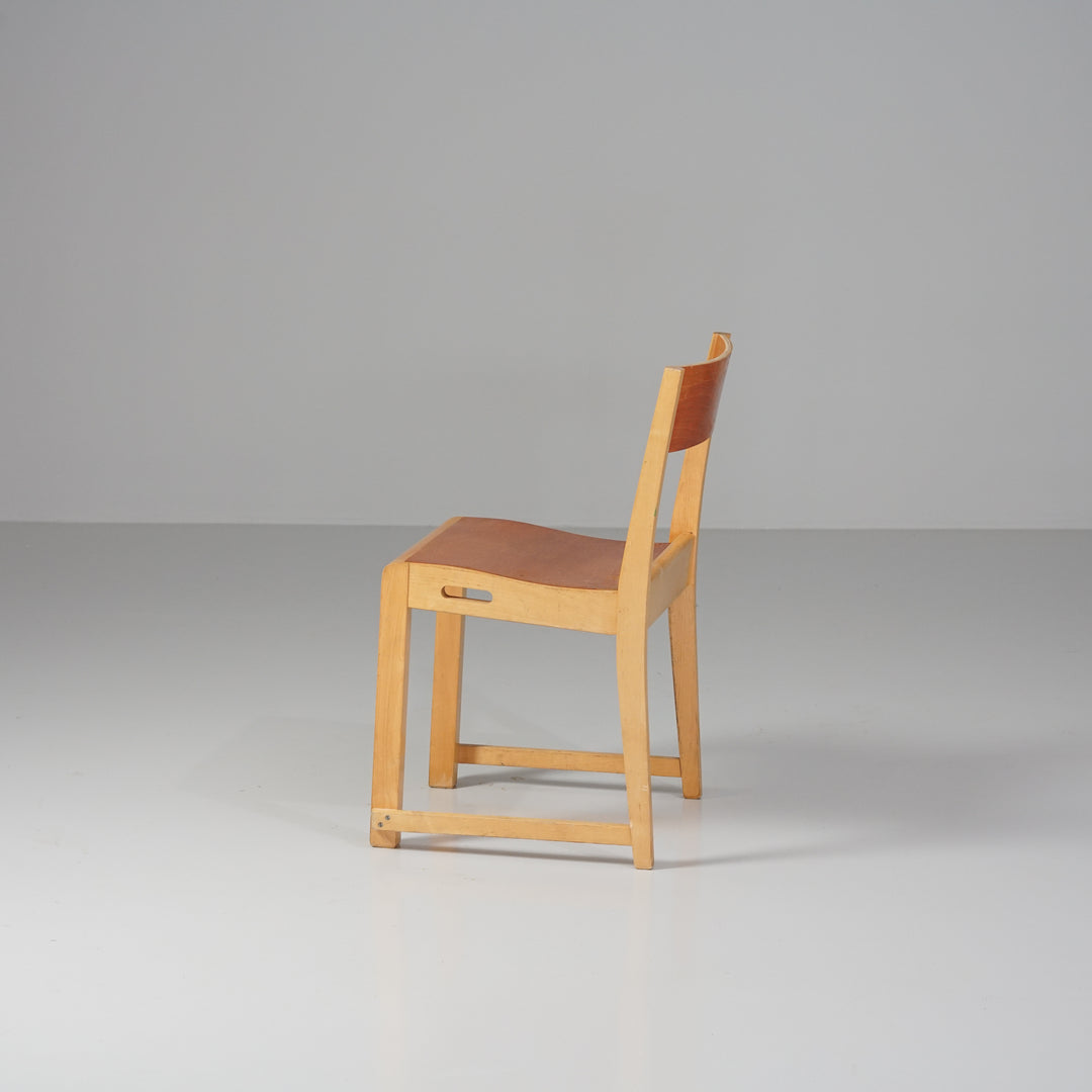 Stackable chairs (8 pieces), Finland, 1950s