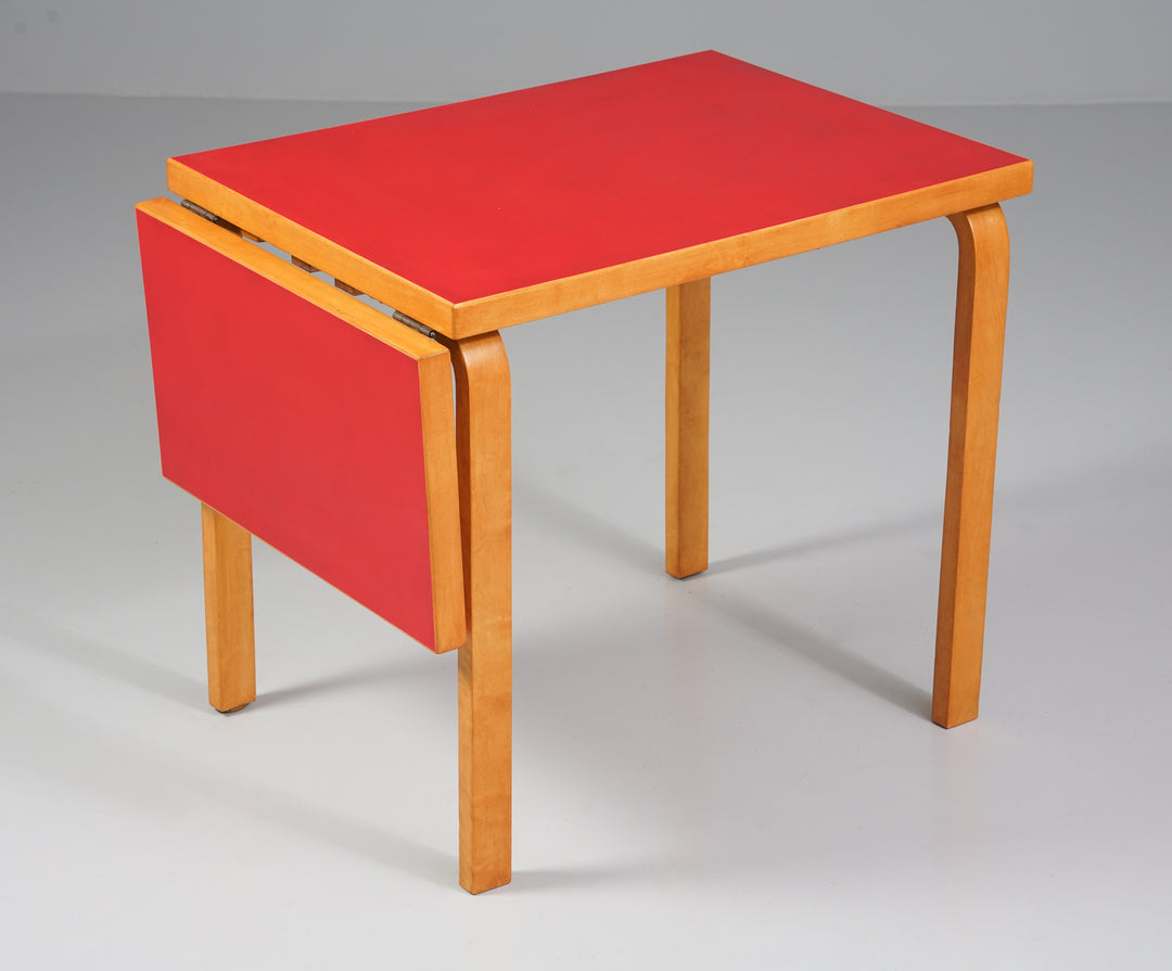 Model DL 82 drop-leaf table, Alvar Aalto, Oy Huonekalu- ja Rakennustytehdas Ab, 1950/1960s