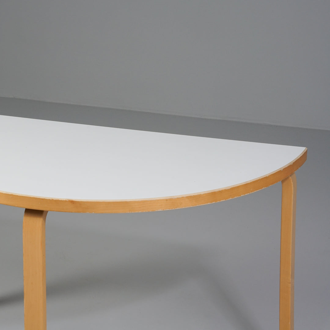 Malli 95 pöytä (4 kpl), Alvar Aalto, Artek, 2000-luvun alku