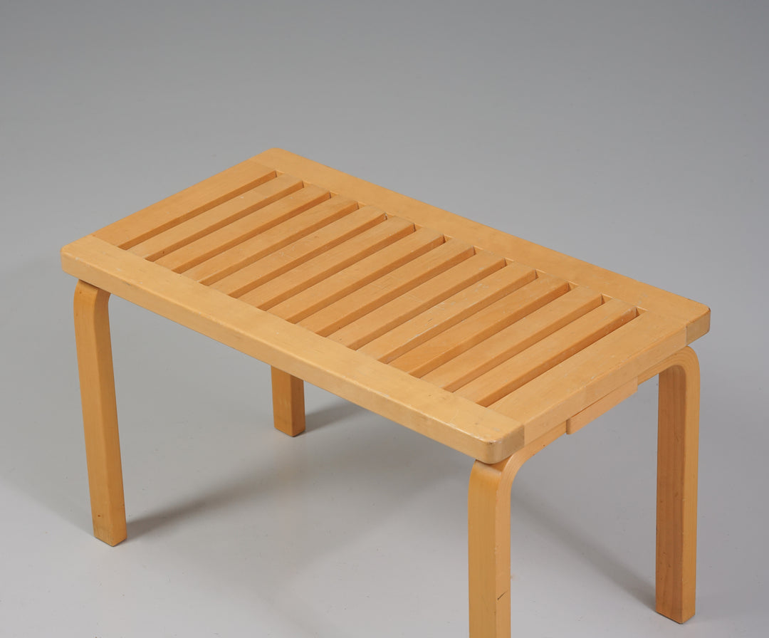 Model 153B bench, Alvar Aalto, Artek, Late 20th century