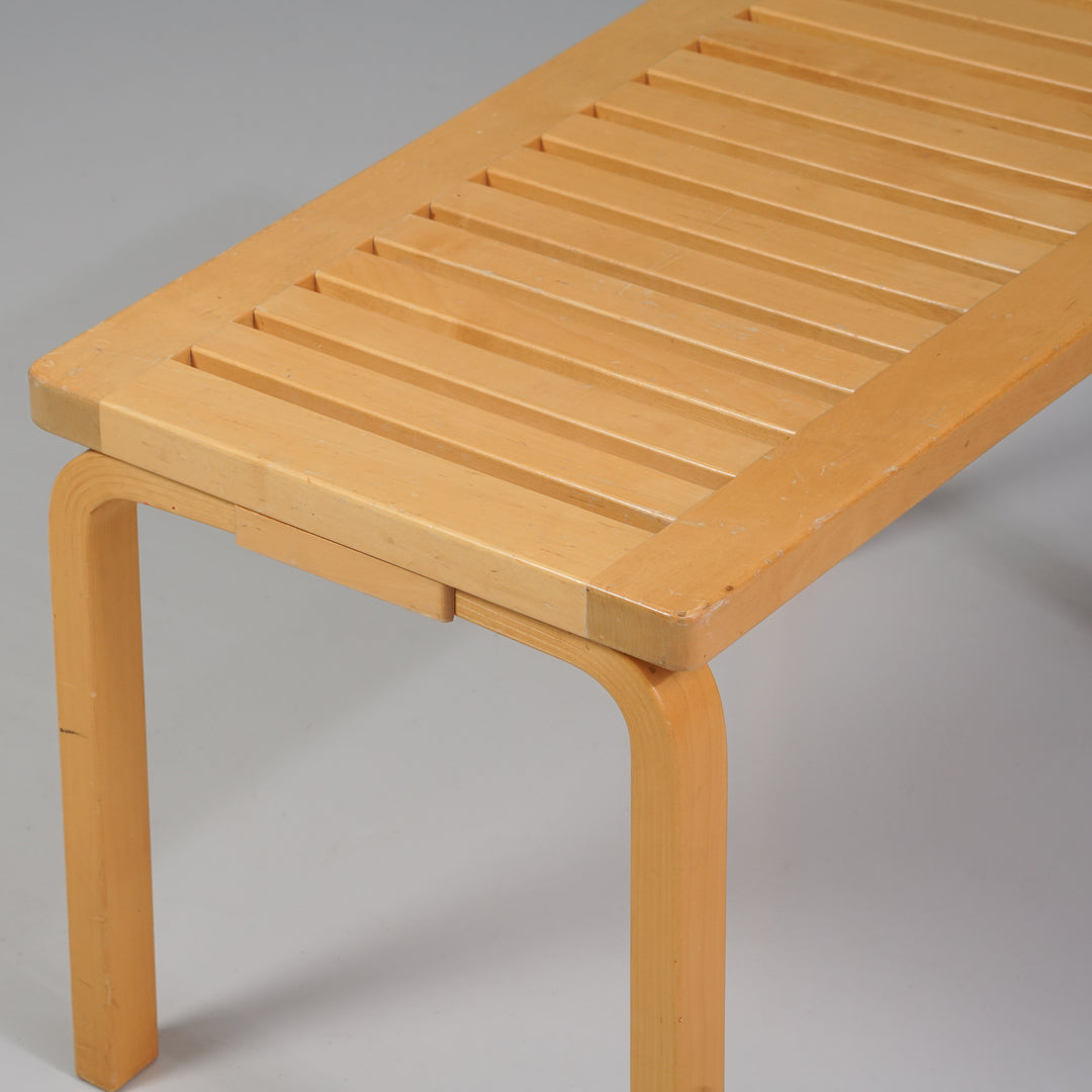 Model 153B bench, Alvar Aalto, Artek, Late 20th century