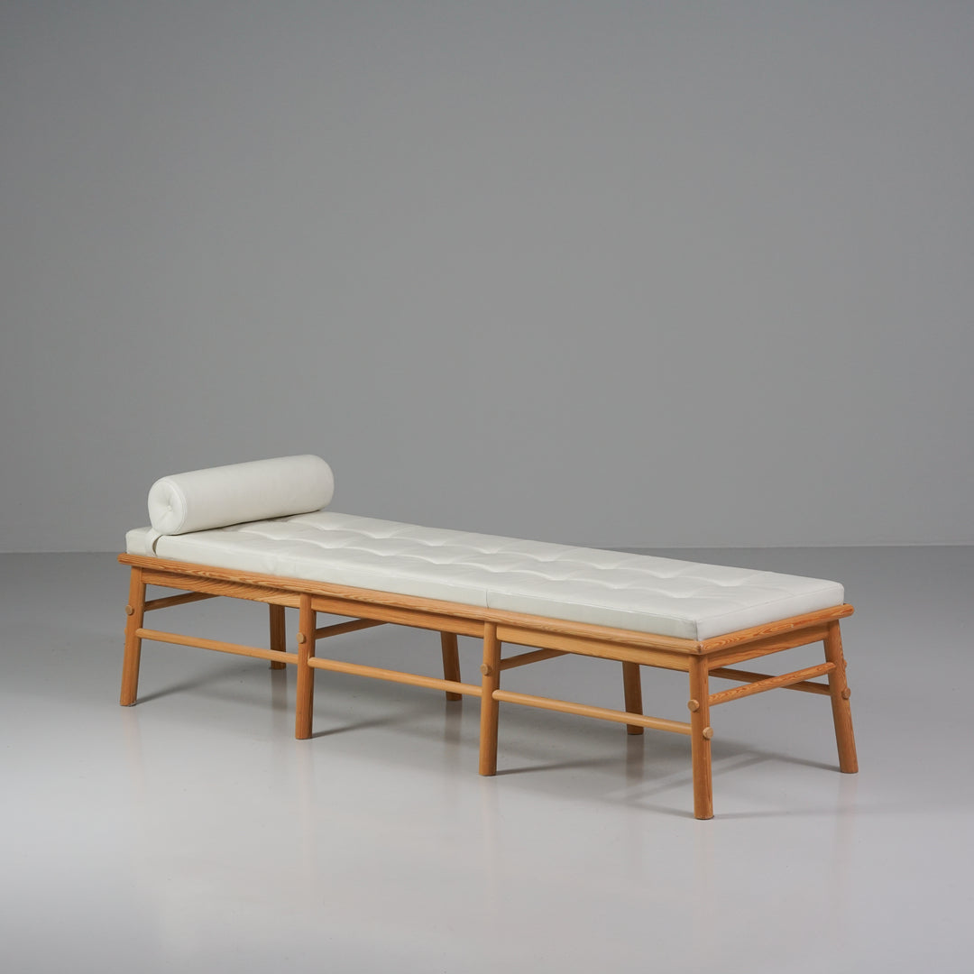 Malli "August" daybed, Nike Karlsson, Ikea, 2009