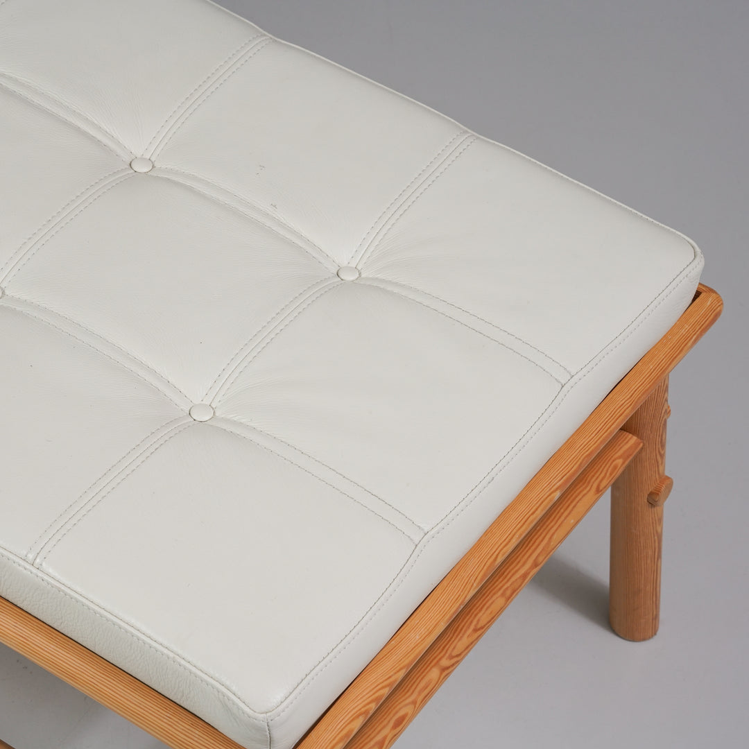 Malli "August" daybed, Nike Karlsson, Ikea, 2009