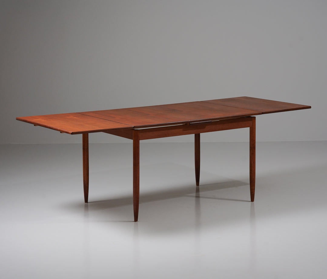 Extendable dining table, Denmark, 1960s
