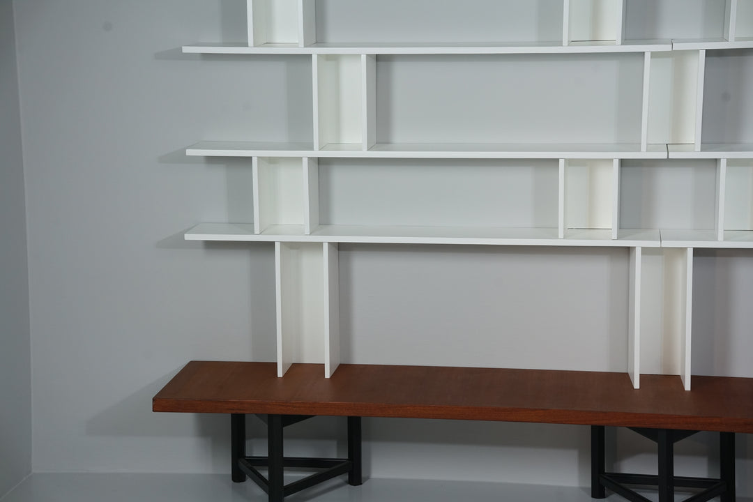 Bookshelf model "Välipala", Hiort af Ornäs, Huonekaluliike Mikko Nupponen, 1950s