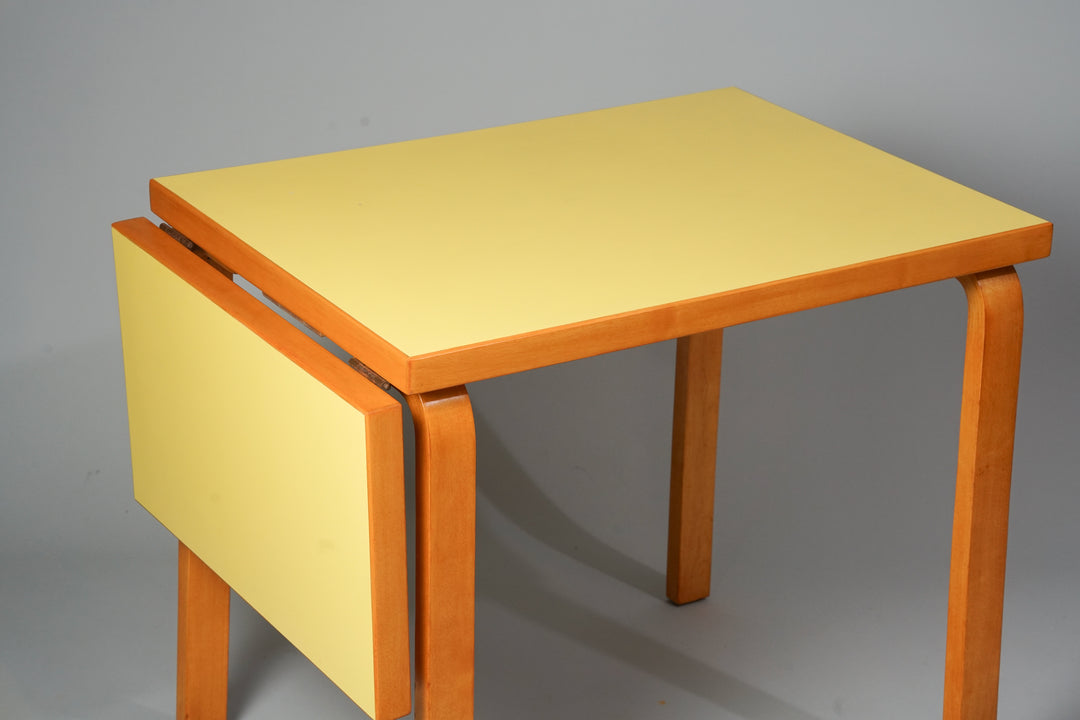 Table model DL 82,  Alvar Aalto, Oy Huonekalu- ja Rakennustyötehdas Ab, 1950s