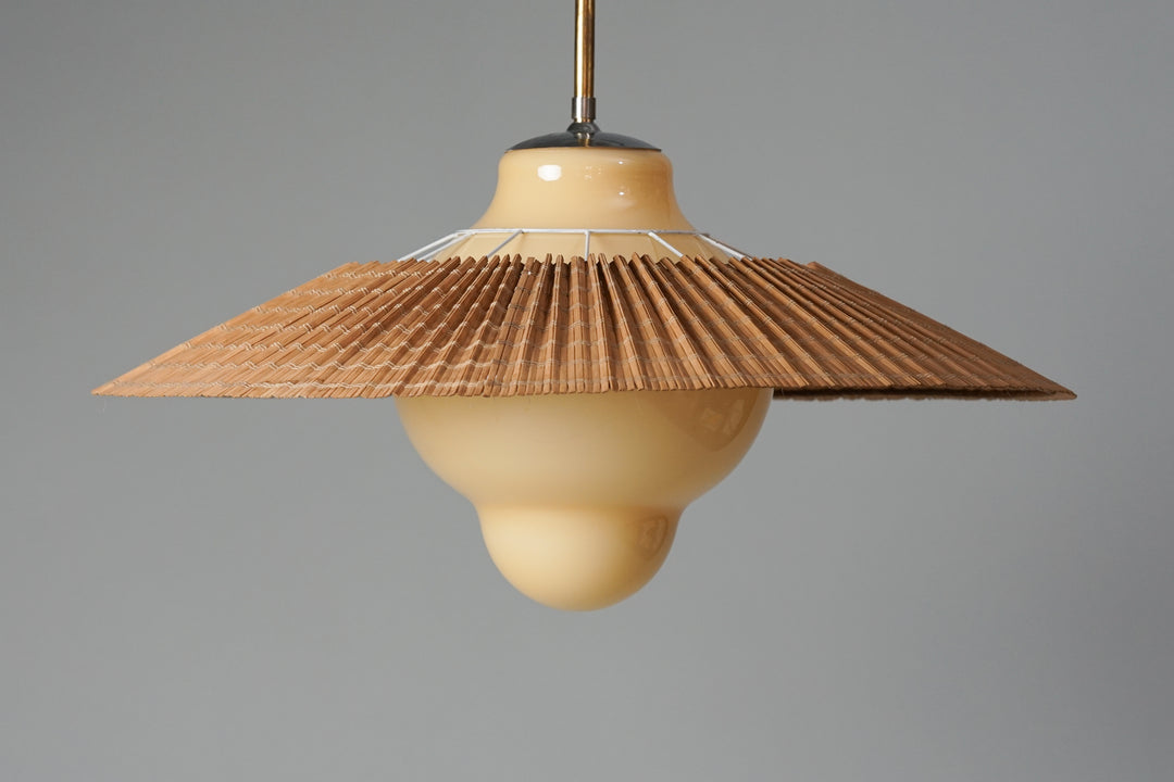 Pendant model 1092, Paavo Tynell, Taito Oy, 1940s