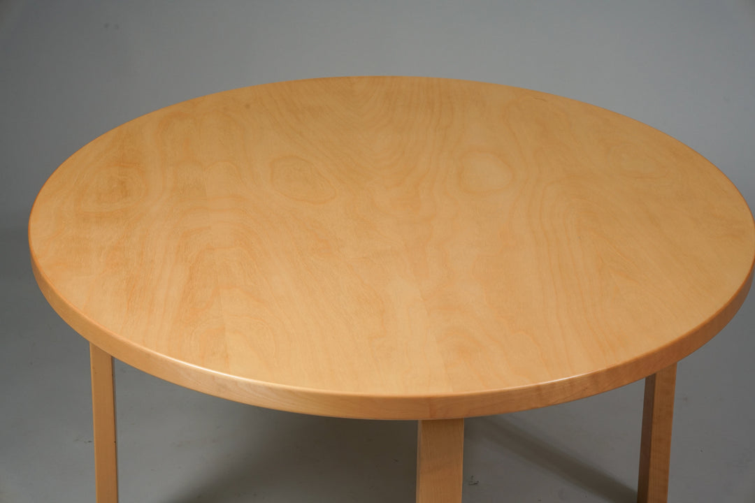 Coffee table, Alvar Aalto, Artek, 21st Century 