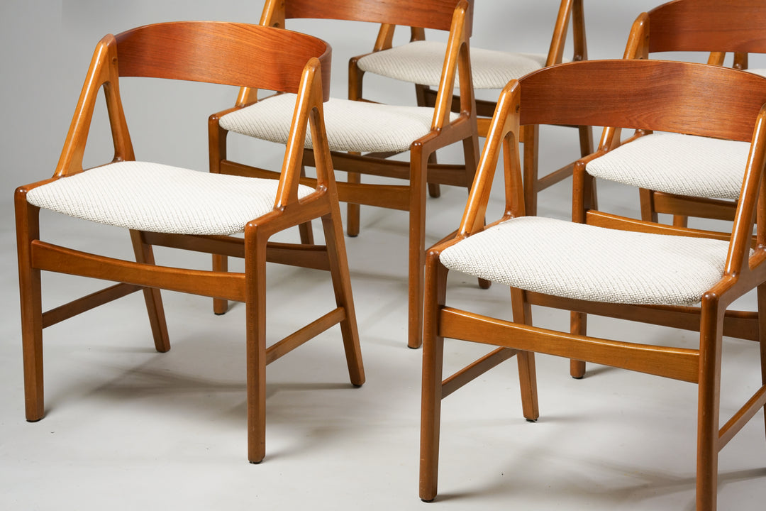 Dining chairs (6 pieces), Henning Kjaernulf, Denmark, 1960s