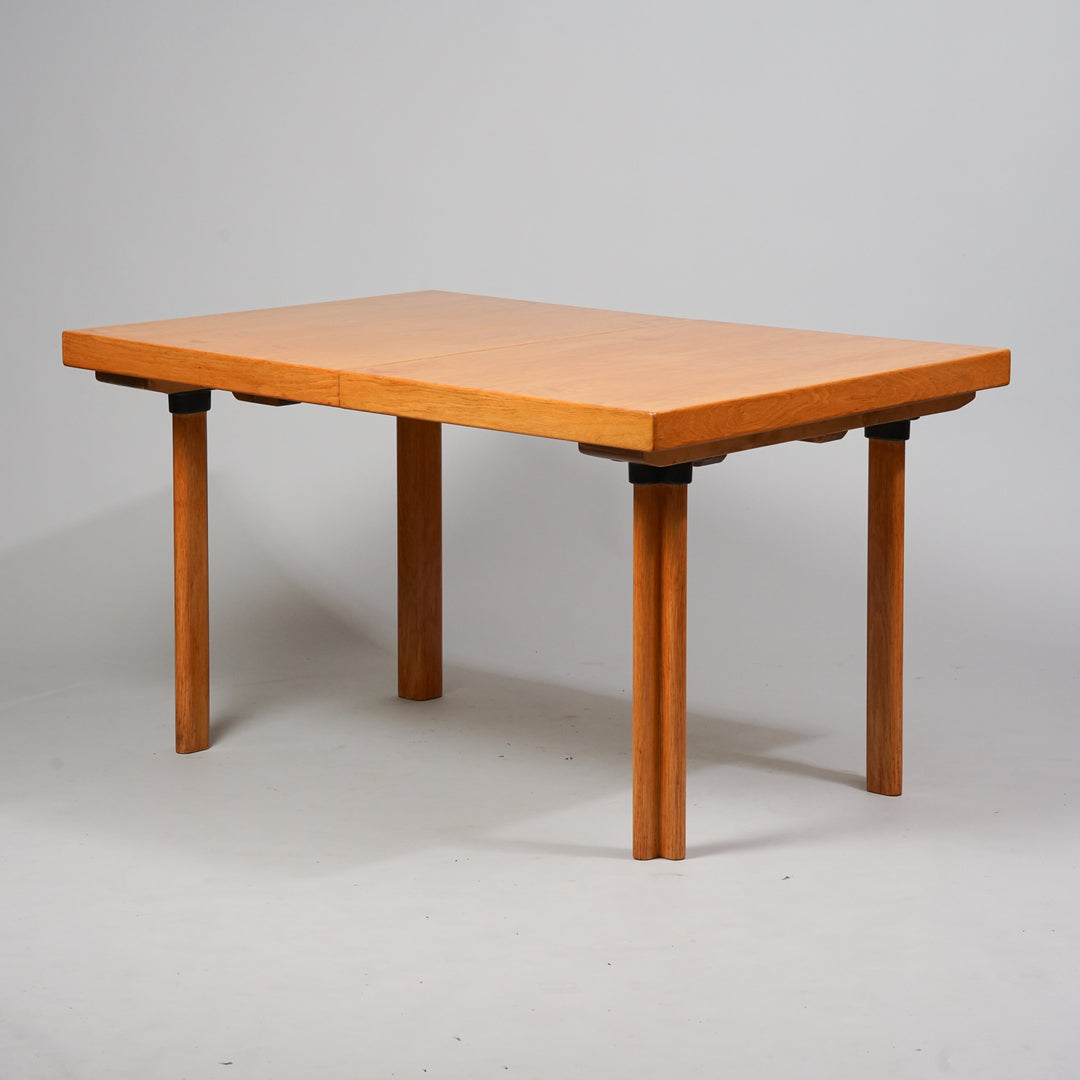 Extendable table model H92, Alvar Aalto, 1960s