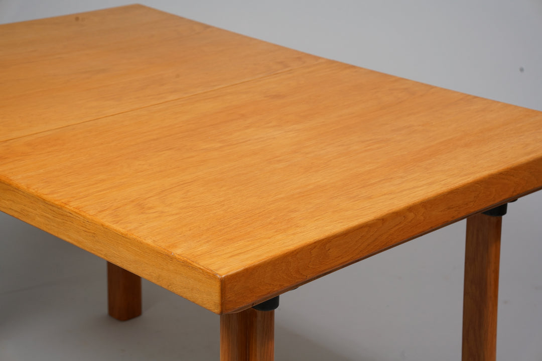 Extendable table model H92, Alvar Aalto, 1960s