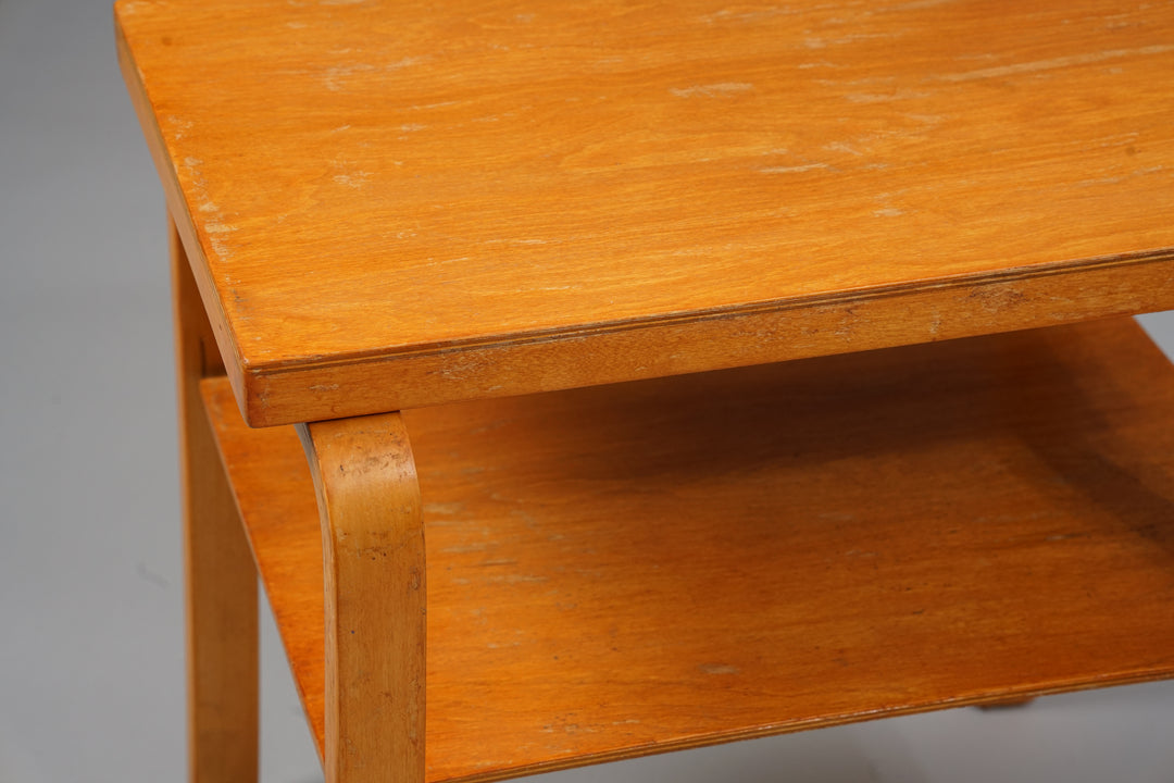 Radio table, Alvar Aalto, Oy Huonekalu- ja Rakennustyötehdas Ab, Mid- 20th Century