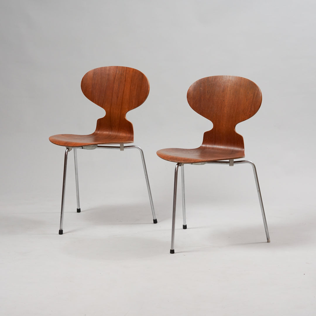 Muurahais tuolit malli 3100 (2 kpl), Arne Jacobsen, Fritz Hansen, 60-luku