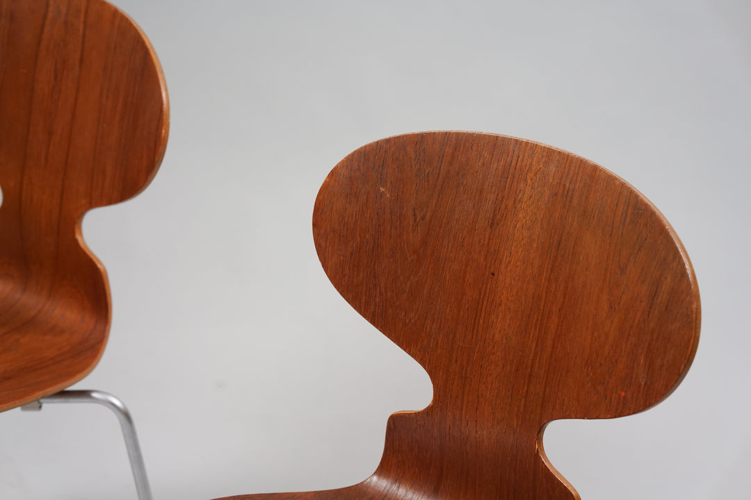 *Varattu* Muurahais tuolit malli 3100 (2 kpl), Arne Jacobsen, Fritz Hansen, 60-luku