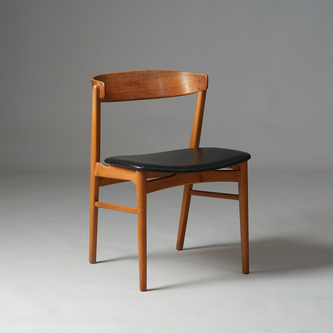 Dining chairs model 206 (8 pieces),  Farstrup, Denmark, 1960s