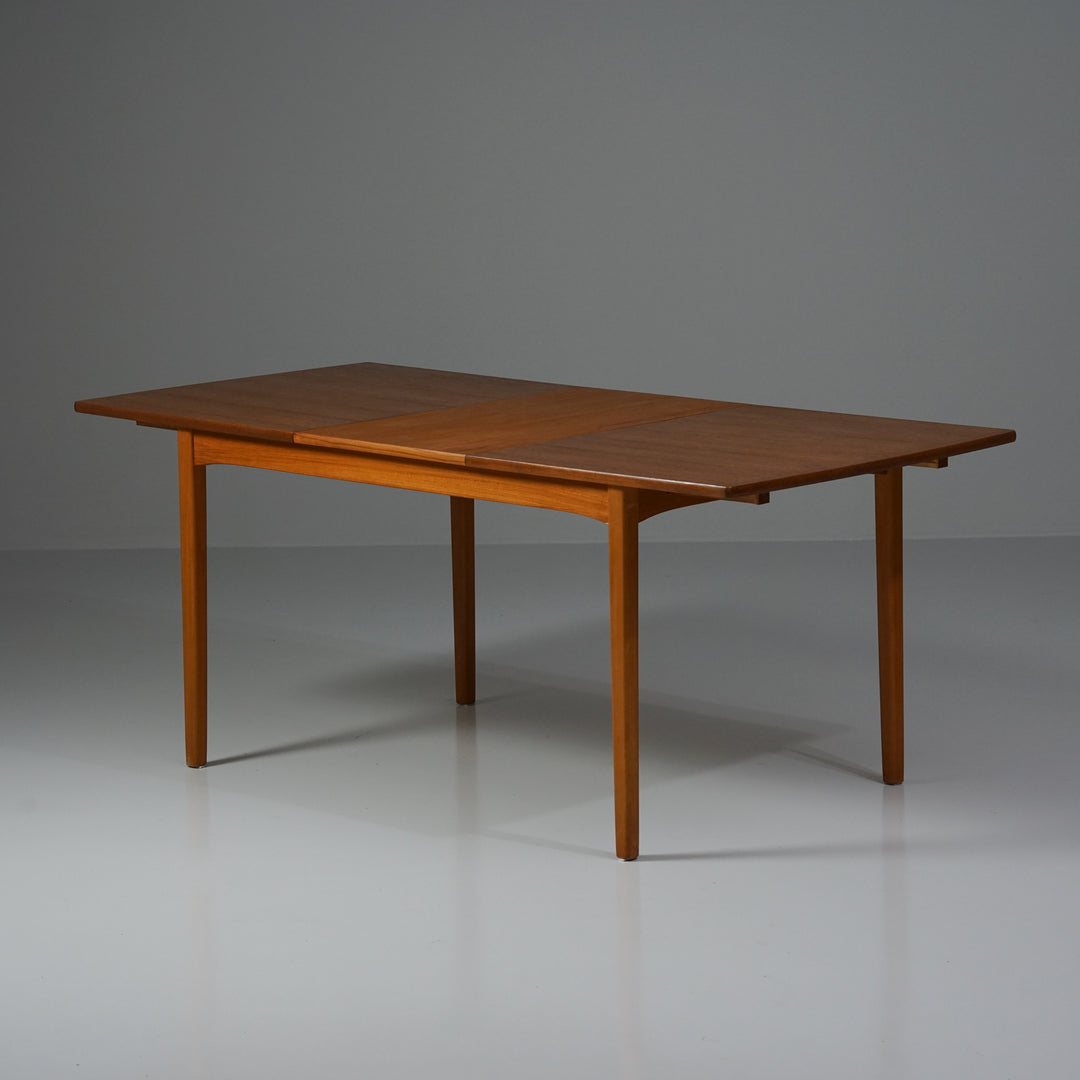 Extendable dining table, Sweden, 1950/1960s