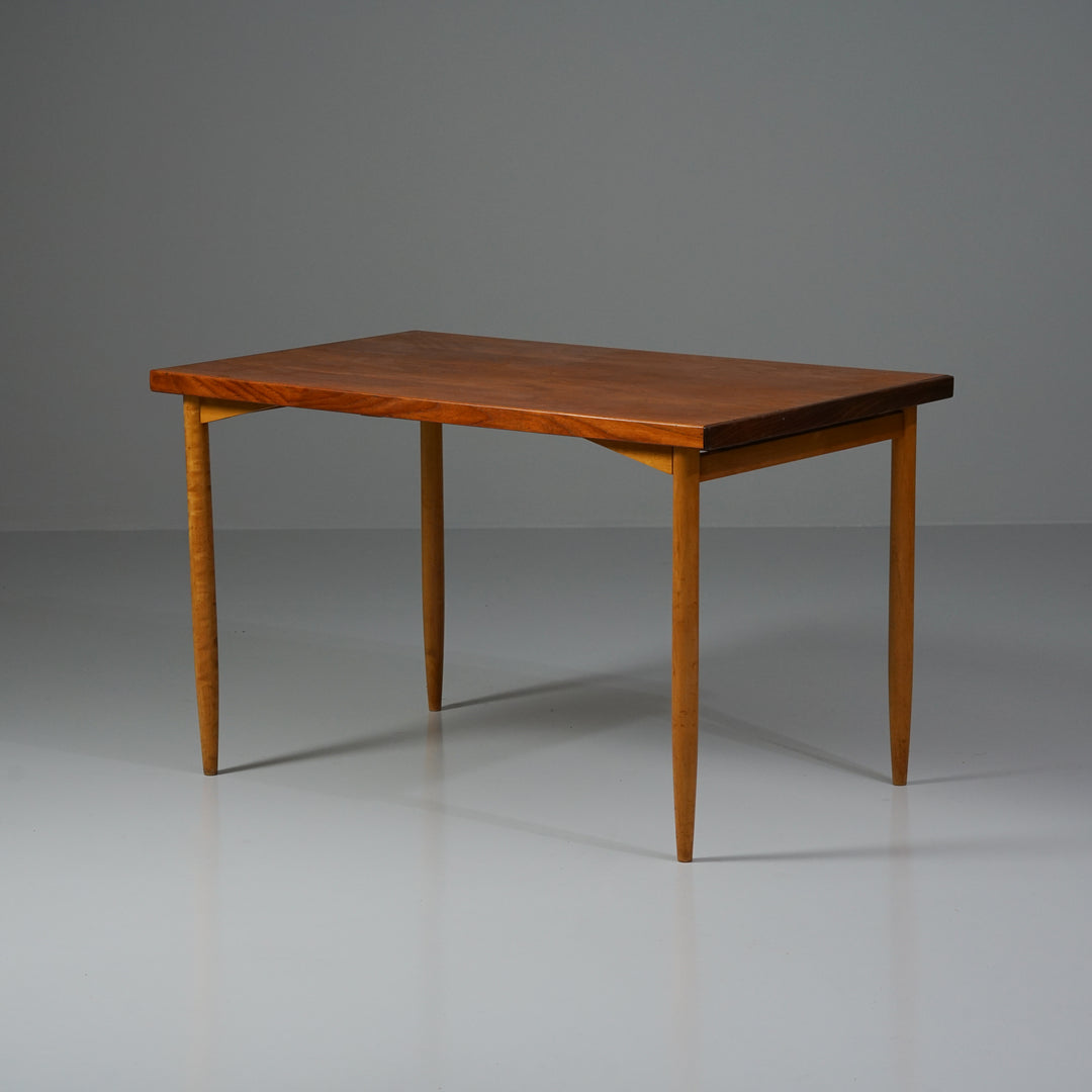 Extendable dining table, 1950/1960s