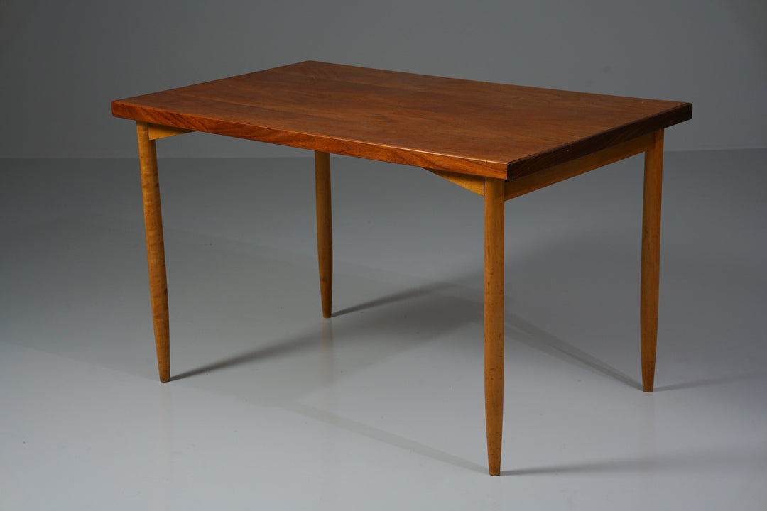 Extendable dining table, 1950/1960s