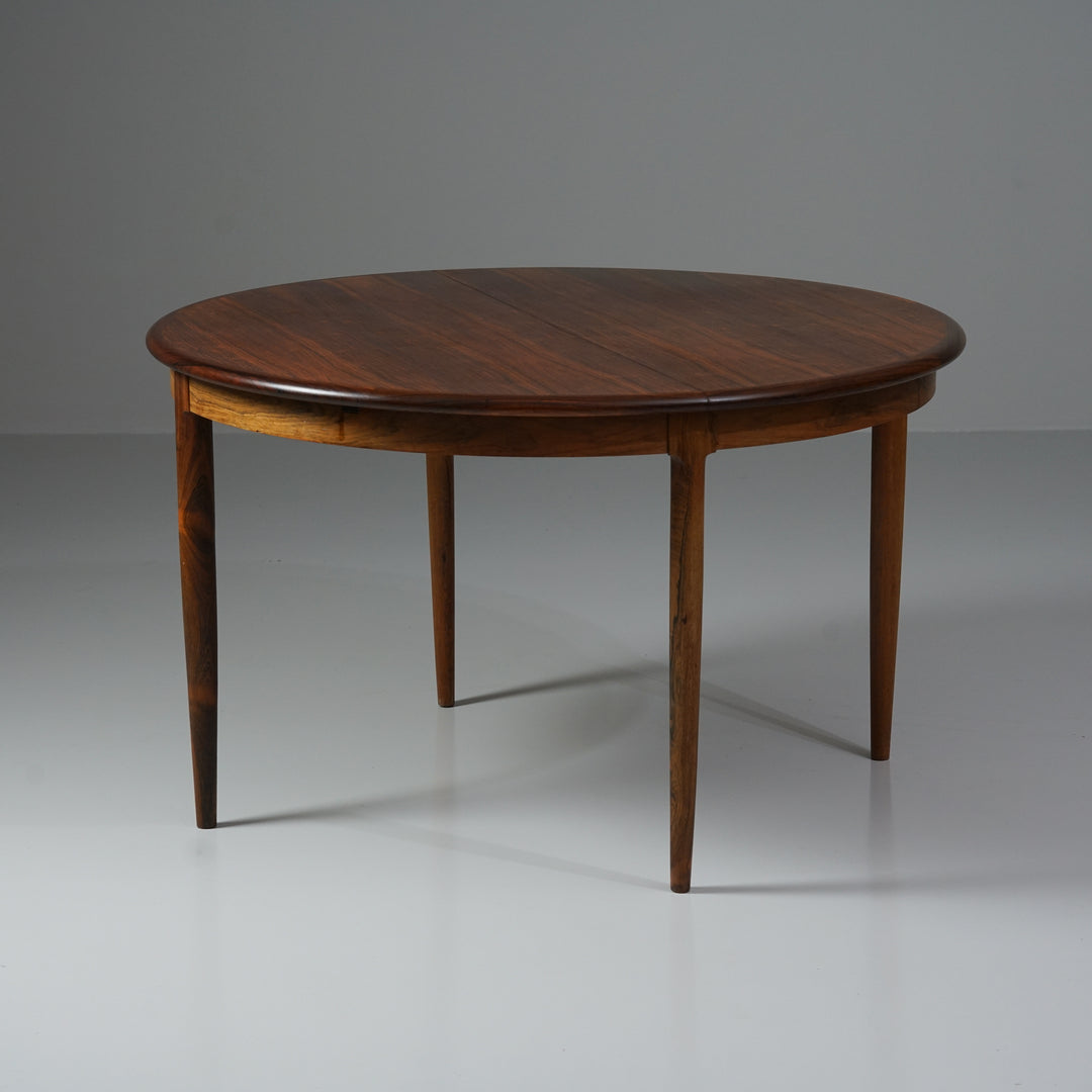 Extendable dining table model 15, Niels Otto Møller, J.L. Møller, Denmark, 1960s