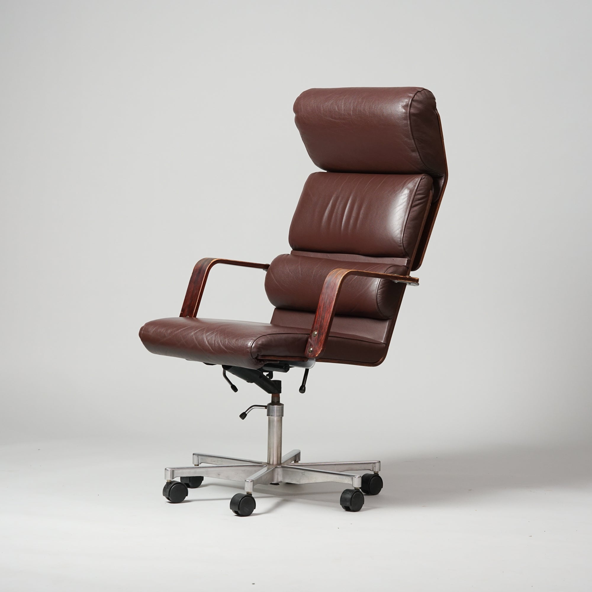 Yrjö kukkapuro office chair sale