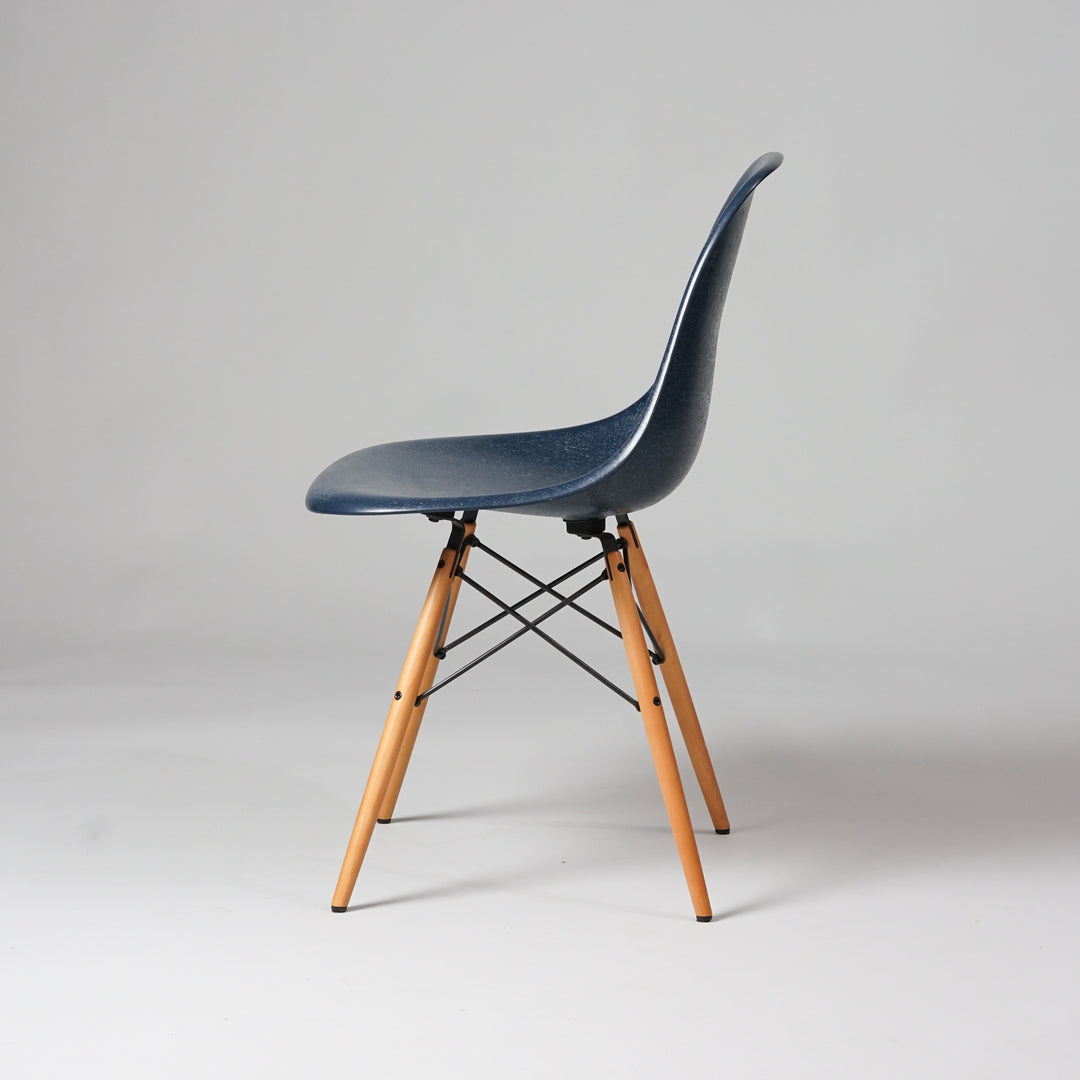 Chair DSW, Charles & Ray Eames, Vitra, 2018