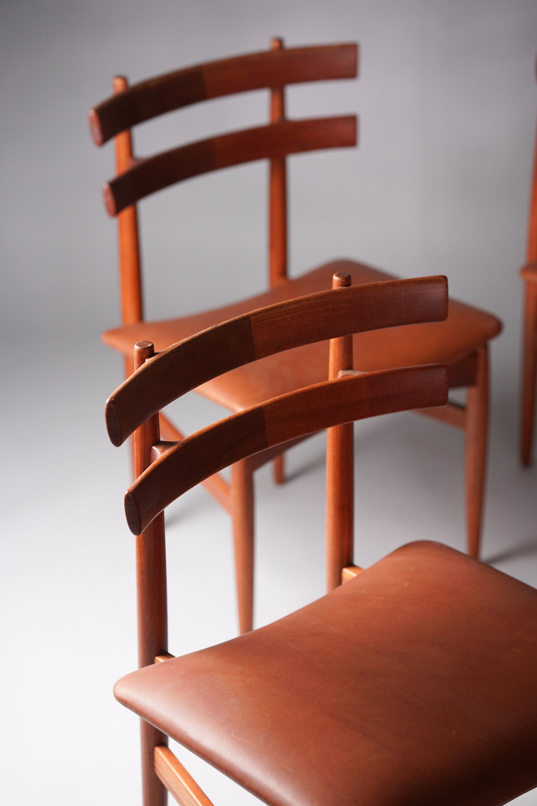 Dining chairs (4 pieces), Poul Hundevad, 1960s