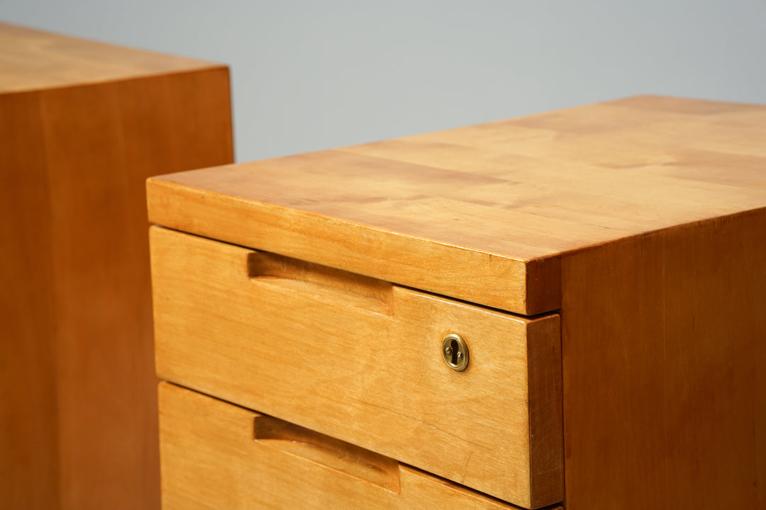 Model 296 chest of drawers , Alvar Aalto, Oy Huonekalu- ja Rakennustyötehdas, 1930s