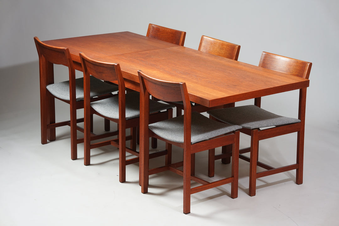 Dining table with extendable piece, Finland, 1960s