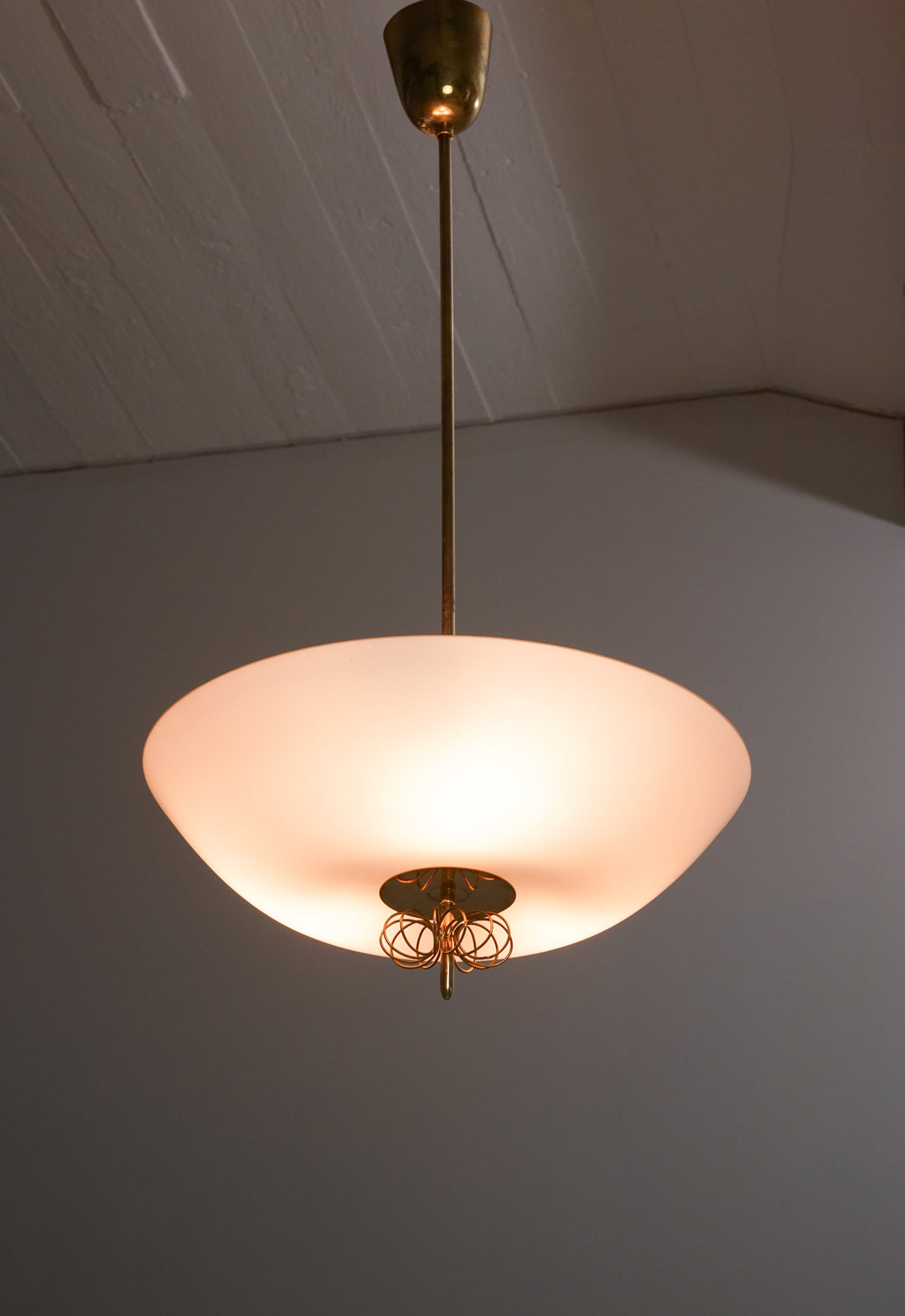Pendant Model 1088, Paavo Tynell, Taito Oy, 1940s
