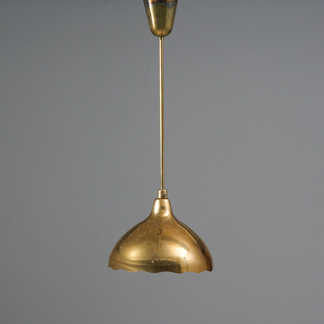 Kattovalaisin malli 51109, Gunnel Nyman, Idman, 40/50-luku