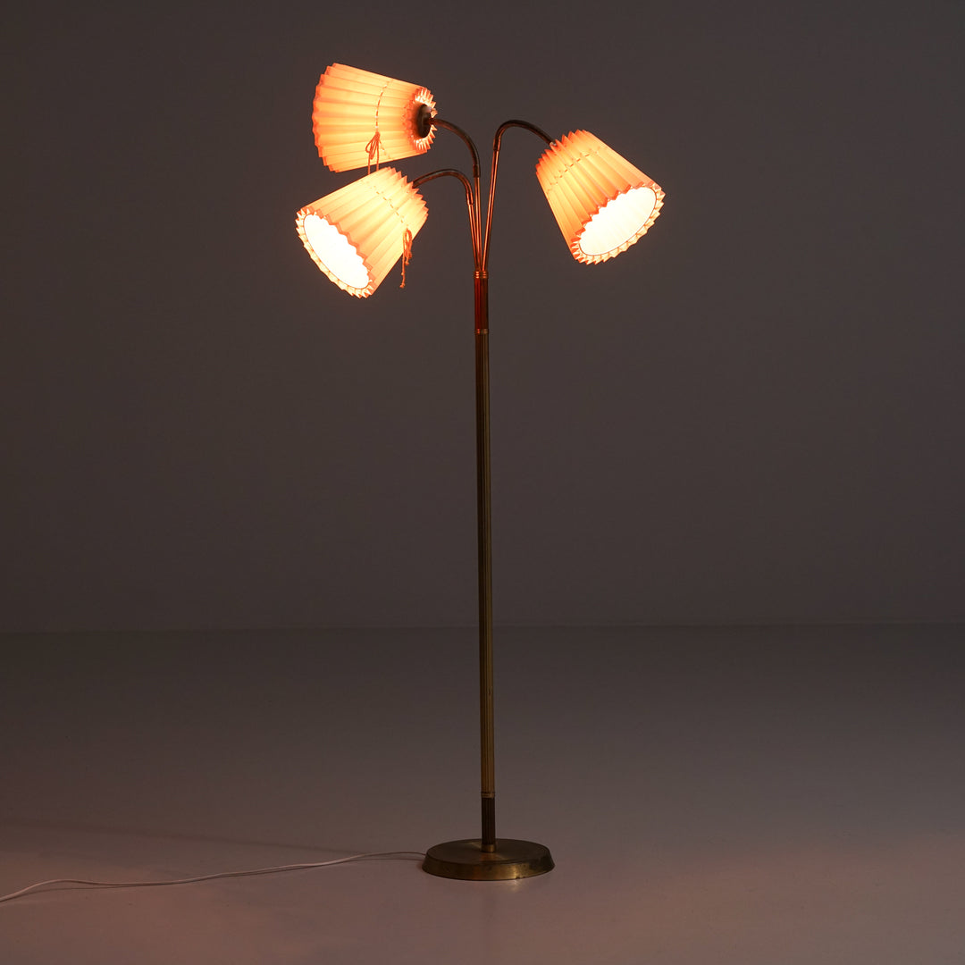 Lattiavalaisin, Suomi, 50-luku