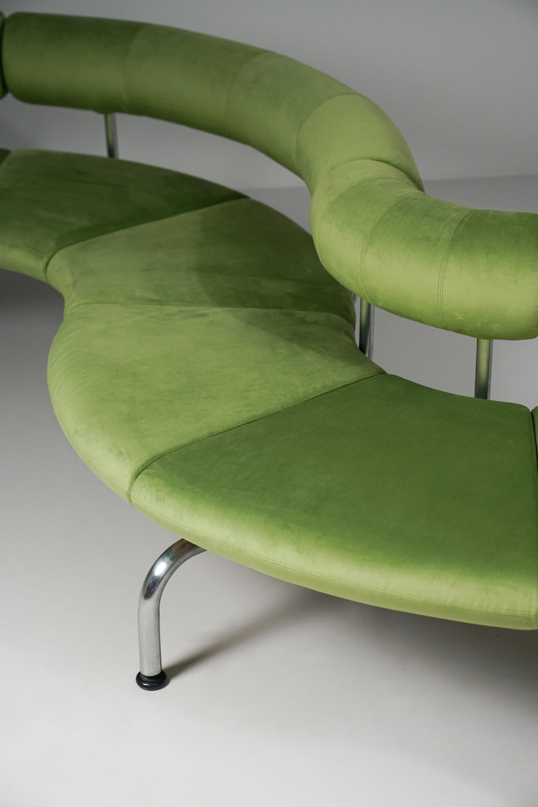 "Pipeline" sohva, Johannes Foersom & Peter Hiort Lorenzen, Erik Jørgensen, 80-luku