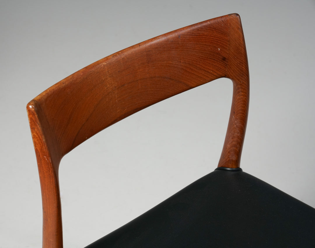 Malli 77 ruokapöydän tuolit (4 kpl), Niels Otto Møller, J.L Møllers Møbelfabrik, 60-luku