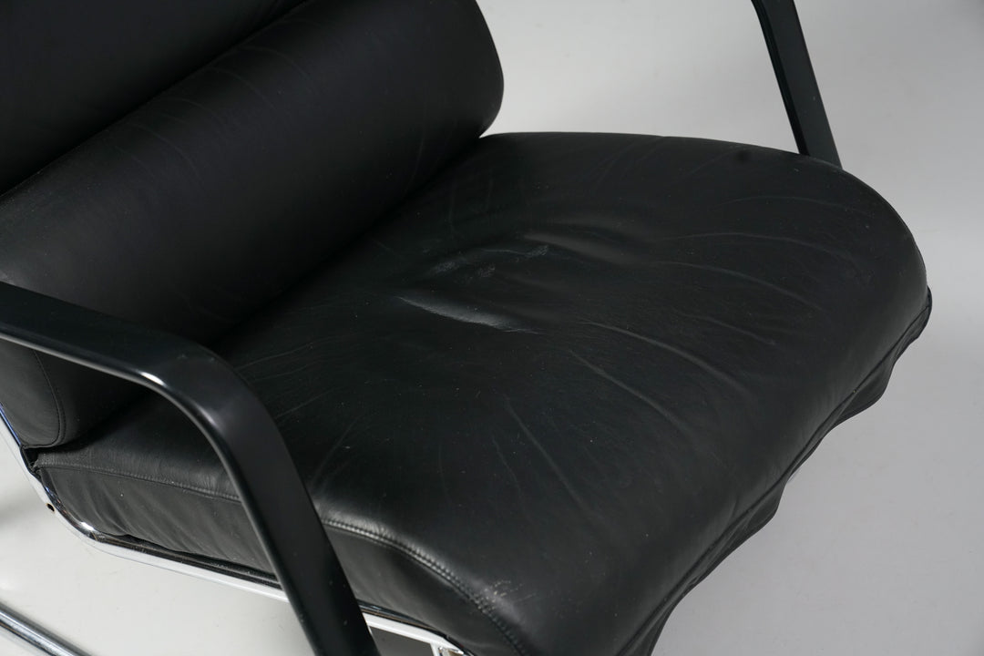 Malli "Remmi" nojatuoli, Yrjö Kukkapuro, 1900-luvun loppupuoli