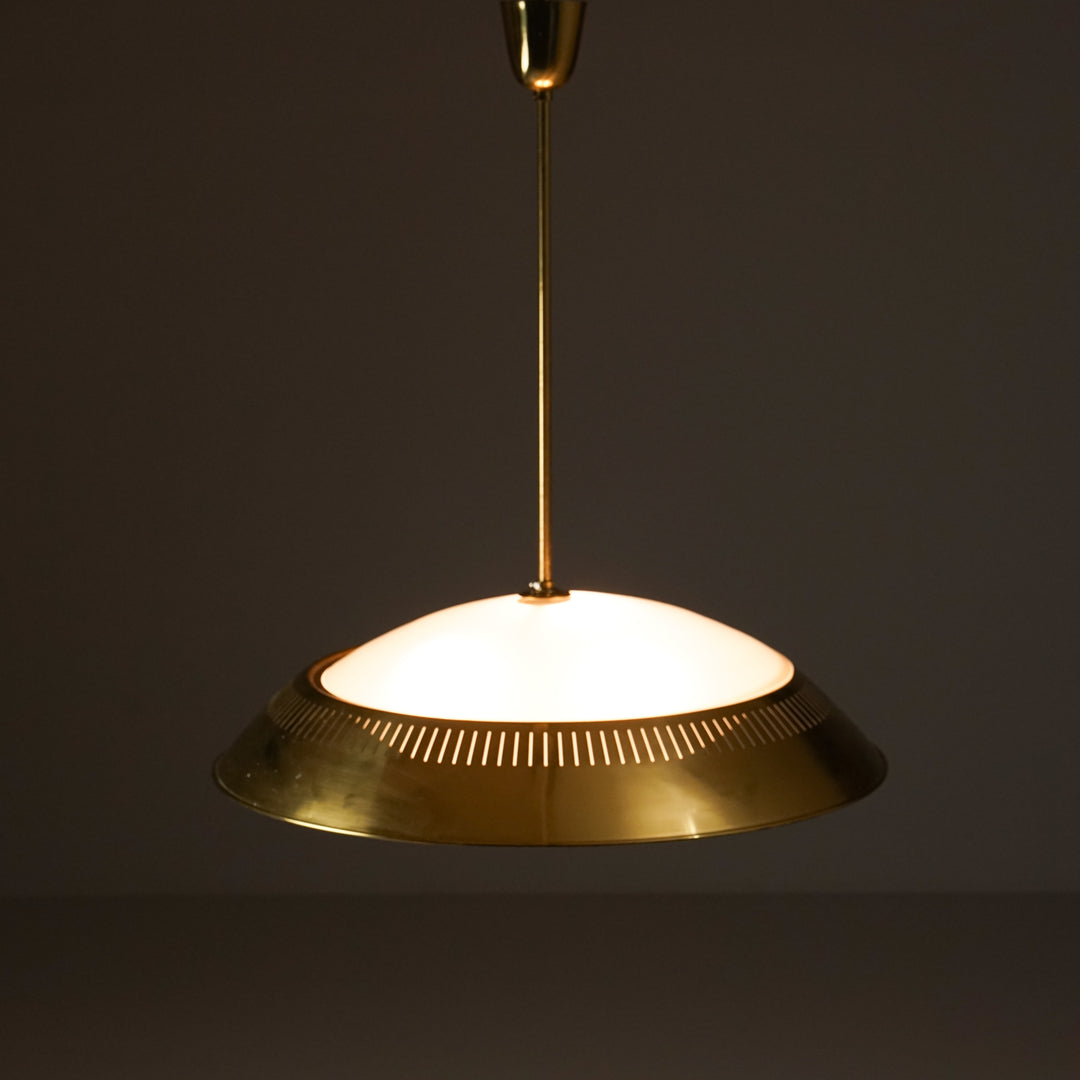 Harvinainen malli 61-102 kattovalaisin, Lisa Johansson-Pape, Orno, 50-luku