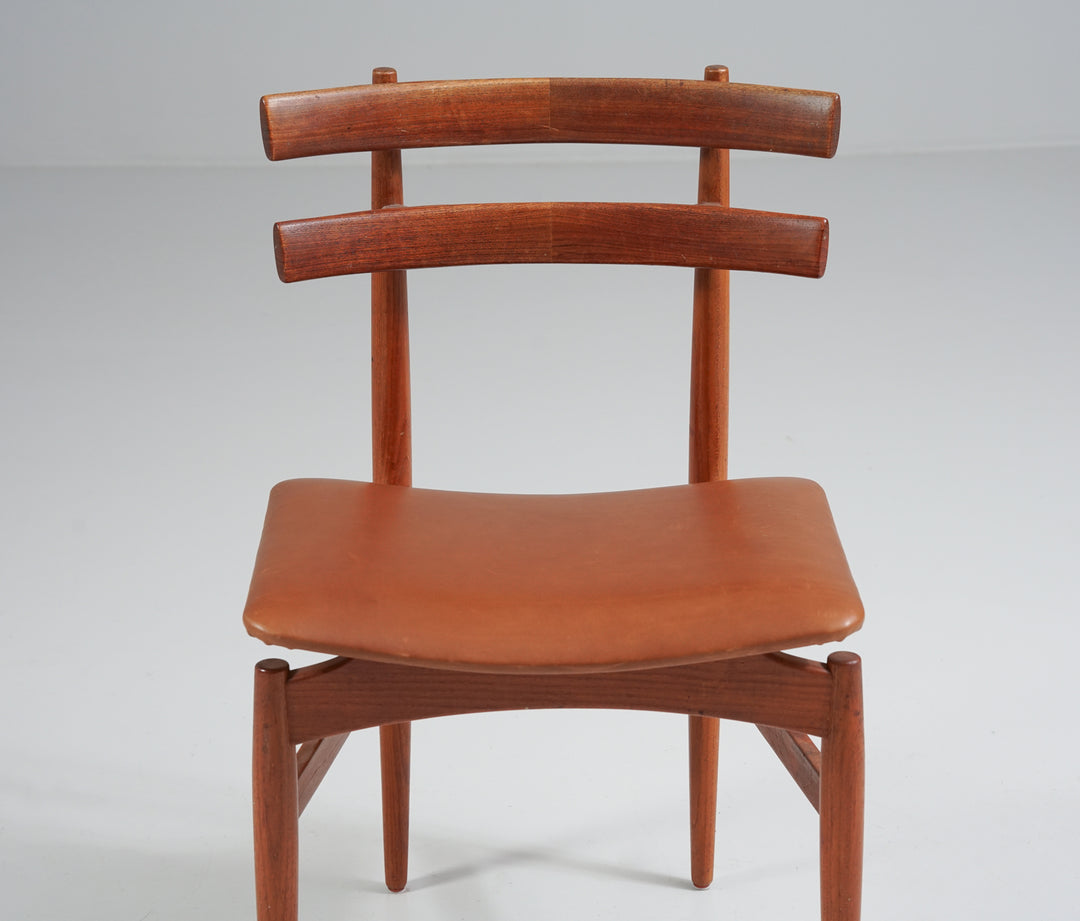 Ruokapöydän tuolit (4 kpl), Poul Hundevad, 60-luku