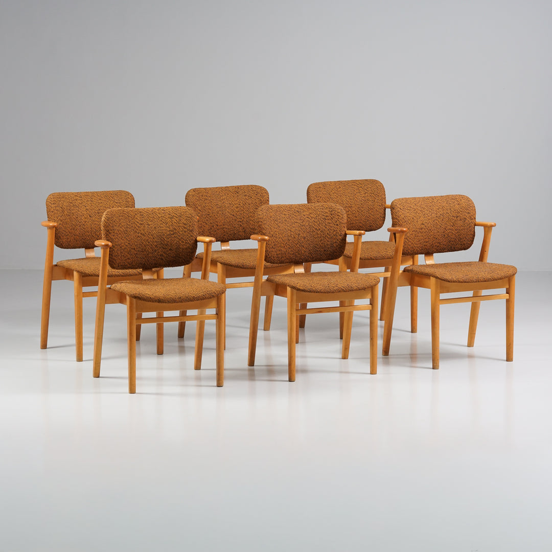 Malli Domus tuolit (6 kpl), Ilmari Tapiovaara, 50-luku