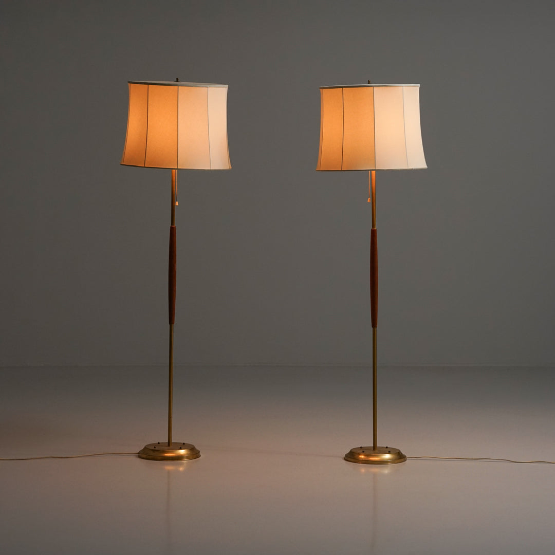 Lattiavalaisin pari (2 kpl), Venhola Oy, 60-luku