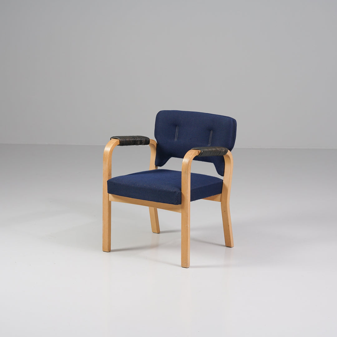 Model 43 armchair, Alvar Aalto & Maija Heikinheimo, Artek, Mid-20th century