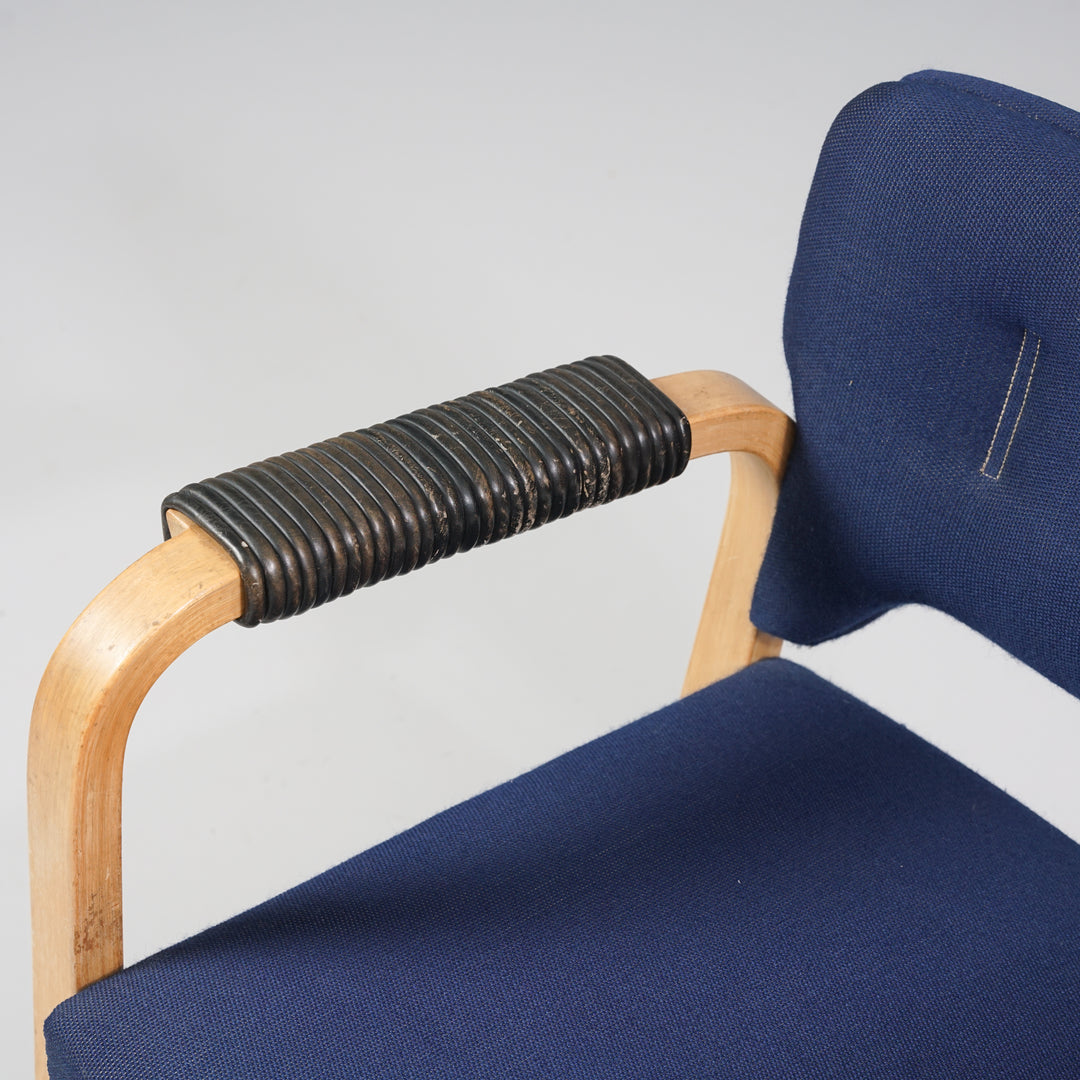 Model 43 armchair, Alvar Aalto & Maija Heikinheimo, Artek, Mid-20th century
