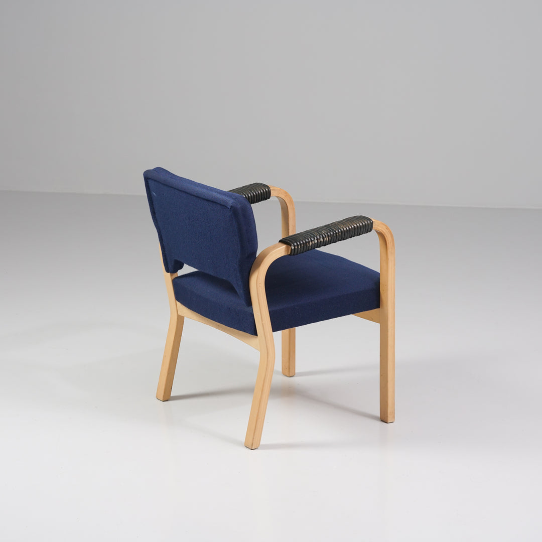 Model 43 armchair, Alvar Aalto & Maija Heikinheimo, Artek, Mid-20th century