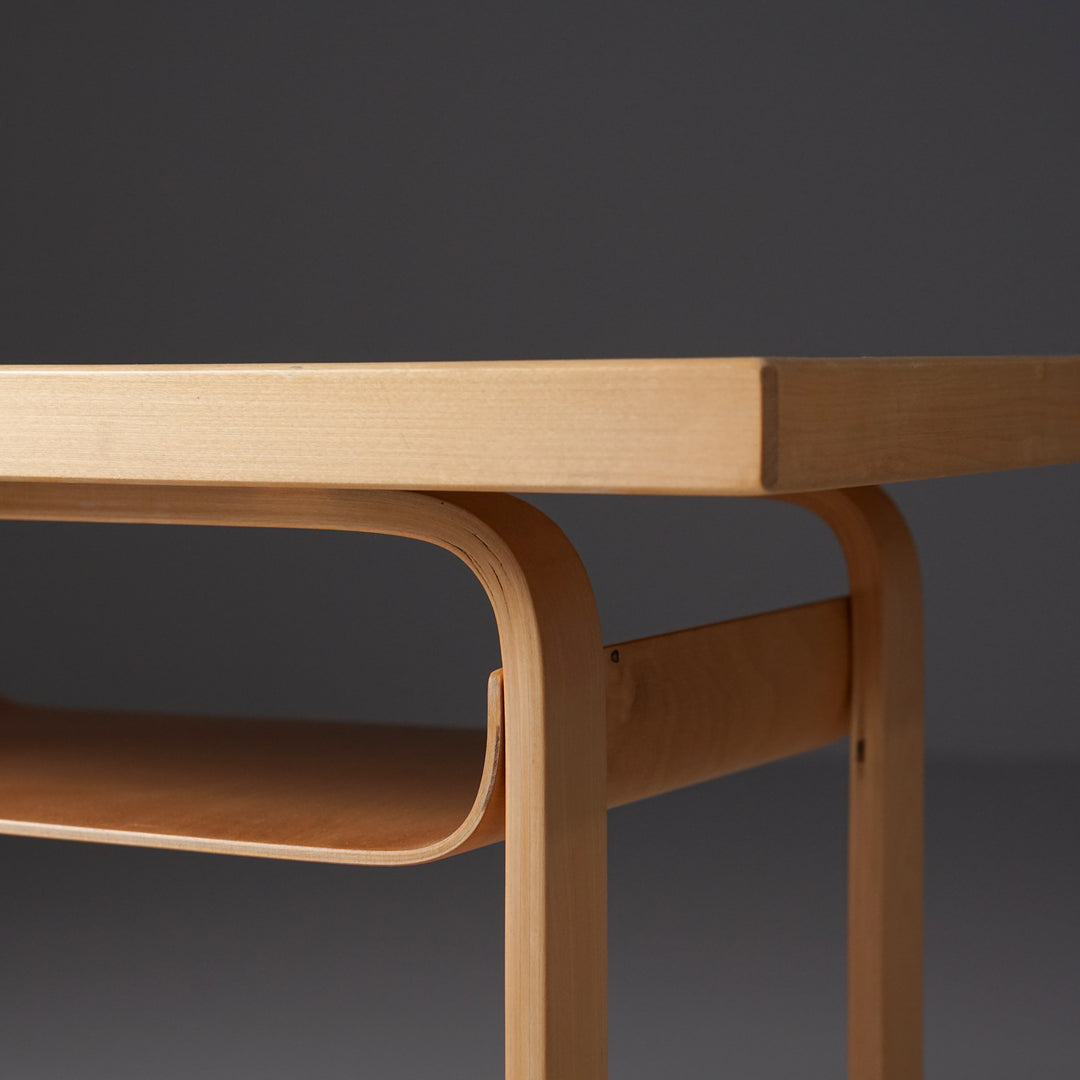 Rare model 76 table, Alvar Aalto, Oy Huonekalu- ja Rakennustyötehdas Ab, Mid-20th Century 