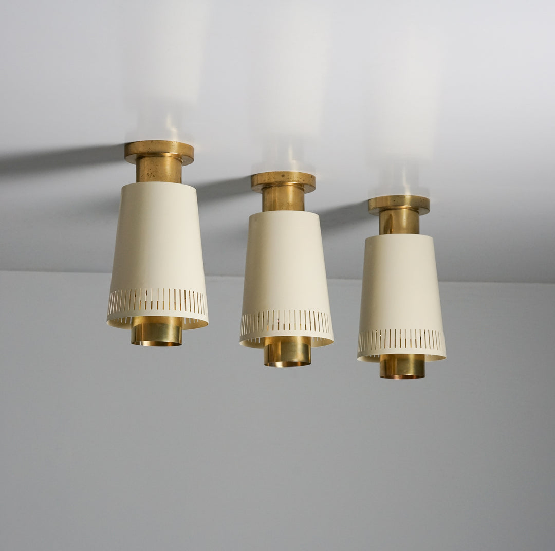 Malli 9067 kattovalaisimet (3 kpl), Paavo Tynell, Taito Oy, 50-luku