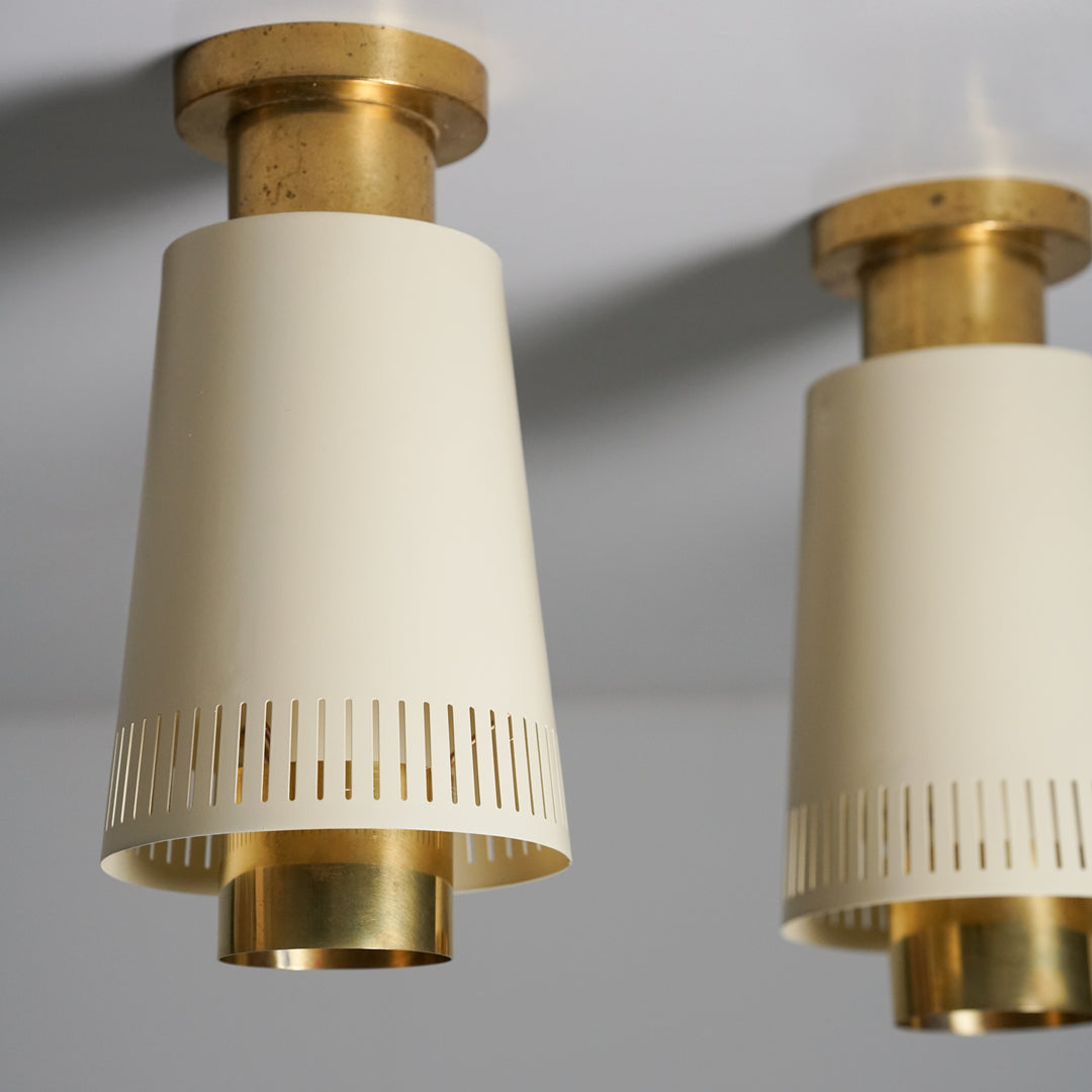 Malli 9067 kattovalaisimet (3 kpl), Paavo Tynell, Taito Oy, 50-luku