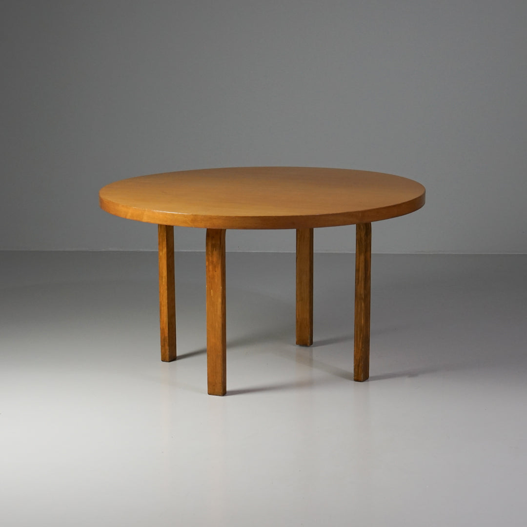 Round dining table, Alvar Aalto, Oy Huonekalu- ja Rakennustyötehdas Ab, 1960s