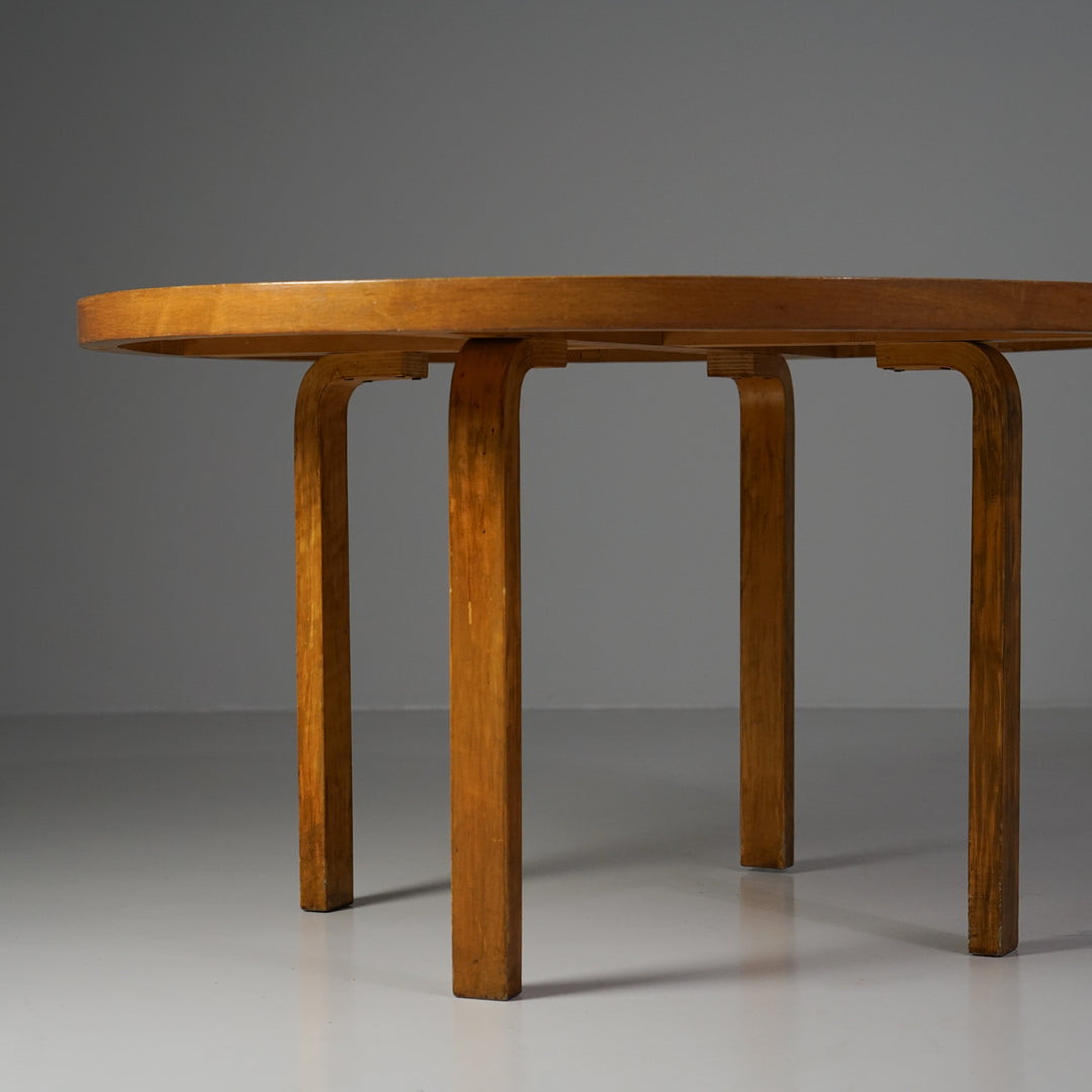 Round dining table, Alvar Aalto, Oy Huonekalu- ja Rakennustyötehdas Ab, 1960s